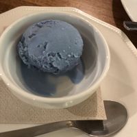 Vanilla and spirulina ice cream at Compost in Mallorca