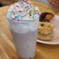  at Brammibal's Donuts - Maybachufer in Berlin