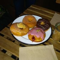We had:
- cinnamon
- chocolate peanut fudge
- mulled wine
- apple crumble
They were all delicious! :) at Brammibal's Donuts - Maybachufer in Berlin