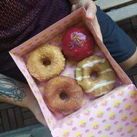 box 10.5 €, salty caramel, matcha, cinnamon and pistachio.  at Brammibal's Donuts - Maybachufer in Berlin