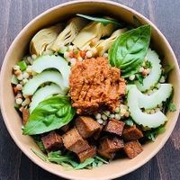 vegan salad Bowl at Samses in Zurich