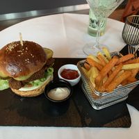 schnitzel burger at Samses in Zurich