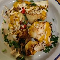 Coliflor dorada. Me encantó! at La Hummuseria in Madrid