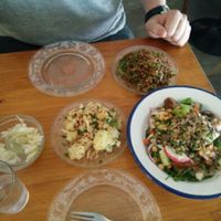 Tapas y ensalada at La Hummuseria in Madrid