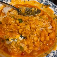 Alubias blancas at La Hummuseria in Madrid