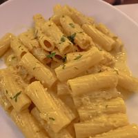 Vegan carbonara at Mezzaluna in Turin
