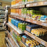 Rayon laits végétaux at La Vie Claire in Rouen