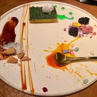𝗛𝗶𝗱𝗱𝗲𝗻 𝗧𝗿𝗮𝗰𝗸
Huishoudspons met Dreft

Het welgekende illusiedessert. Een magische afsluiter, Uniek in België! https://restaurantverthe.be/illus at Verthé in Diksmuide