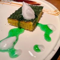 𝗛𝗶𝗱𝗱𝗲𝗻 𝗧𝗿𝗮𝗰𝗸
Huishoudspons met Dreft

Het welgekende illusiedessert. Een magische afsluiter, Uniek in België! https://restaurantverthe.be/illus at Verthé in Diksmuide