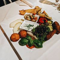 Big platter with starters and tapas at Galicia in Viernheim