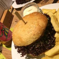 Vegan hamburger with fries at Franz & Willi in Weimar