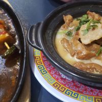 "Beef" skewers, caramelized "chicken" at Tien Hiang in Paris