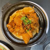 Caramelized chicken at Tien Hiang in Paris