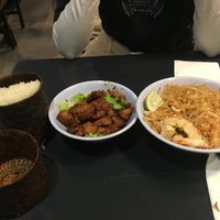 Citronnelle Chicken and pad Thai at Tien Hiang in Paris