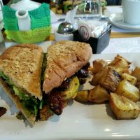 Vegan Seitan sandwich at Zen Tea in San Martin De Los Andes