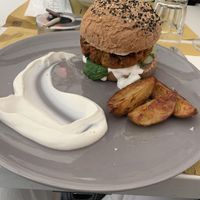 The bread was cold… Mayo incredible and quite overpriced (16€) at Ginger in Rome