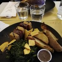 Vegan seitan spiedino with veggies and roasted potatoes at Ginger in Rome