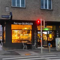 Street view at Swing Kitchen - Operngasse in Vienna