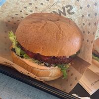 Vegan cheeseburger at Swing Kitchen - Operngasse in Vienna