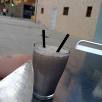 An oreo milkshake at Ruta 42 in Lhospitalet De Llobregat