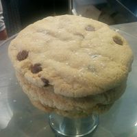 chocolate chip cookies at Gnome Cafe in Charleston