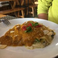 La mejor lasagna que he probado at Jalus Vegan Kitchen in Hanoi