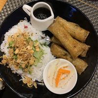 Spring roll bowl at Jalus Vegan Kitchen in Hanoi