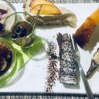 Their selection of desserts and cakes at Vibrazioni Vegetali in Abbiategrasso