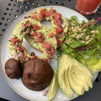 “Olé Guacamole”. Ordered it without eggs to make it vegan, and added extra avocado and portobello on the side. at Wesola Cafe in Krakow