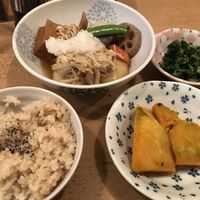 Veggie lunch menu at Monk's Foods in Tokyo