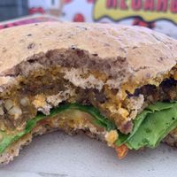Vegan burger at La Cocina de Daksha in Tigre