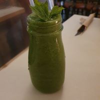 Broccoli, spinach smoothie at Froindlichst - Winterhude in Hamburg