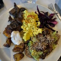 Assiette breakfast at Against the Grain in Lyon