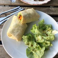 Wrap tofu brouillé et patate douce  at Against the Grain in Lyon