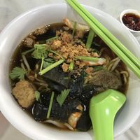 Prawn noodle soup at Daily Green 吉祥素 - Aljunied in Central Singapore