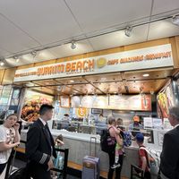 Wide shot  at ORD - Burrito Beach & B Smooth - T3 in Chicago