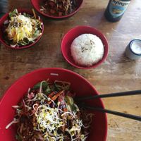 Two different vegan plates at Fei Scho in Munich