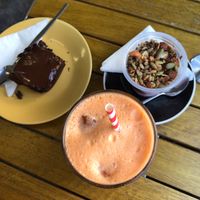 Cake, fresh juice and sago cup at Yogolicious in Livingstone Shire