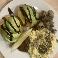 Big breakfastt  at Sweet Release in Wellington