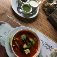 Sopa de tortilla with avocado at 100% Natural in Cancun
