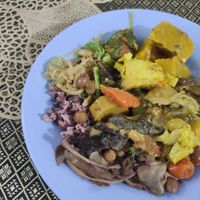 Buffet at Vegan Khunnay in Koh Samui