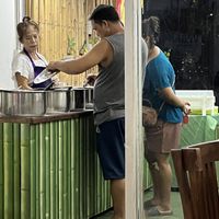 4 other people had dinner when I was here and they were all Thai, a good sign !  at Vegan Khunnay in Koh Samui