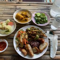buffet food at Vegan Khunnay in Koh Samui