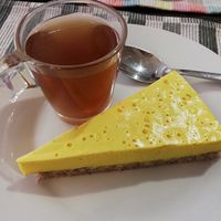 Tarte au citron at Invita Fresh Food in Toulouse