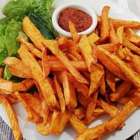 Moyenne portion de frites de patate douce at Invita Fresh Food in Toulouse