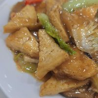 Vegetable stirfry with tofu (hongso dubu 홍소두부) - close-up at Shindongyang - 신동양반점 in Seoul