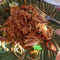 Tofu pad Thai at Thaikhun in Cambridge