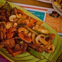 Stir fry with vegan 'chicken' and cashews at Thaikhun in Cambridge