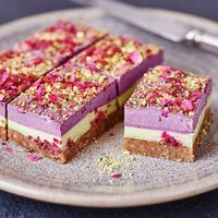 beautiful handcrafted raw desserts. 100% Organic, gluten free, vegan & refined sugar free at Natural Harry - Food Trailer in Barwon Heads