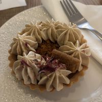 Lotus tart  at Pastva in Prague